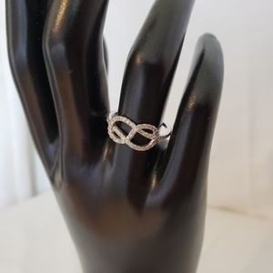 14k white gold infinity ring